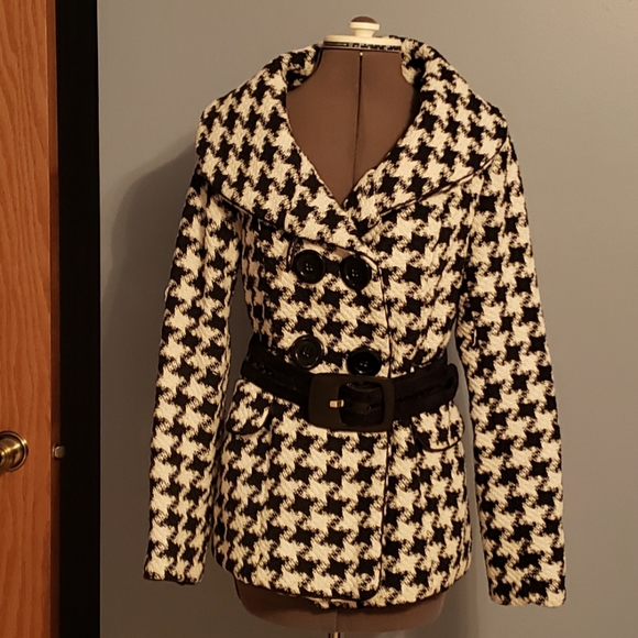 Ladies medium Houndstooth coat - Picture 1 of 3